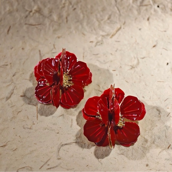 Jewelry - 3/$20 Red Dahlia Gold Flower Center Statement Earrings